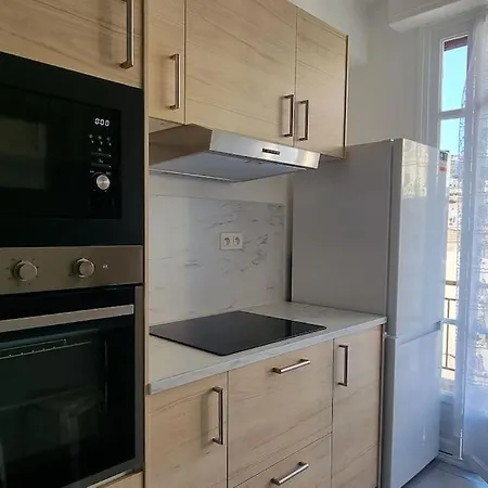 Apartment Renove, Centre, Proche Commodites